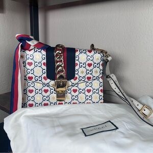 Authentic Limited Edition Gucci White and Red Heart Sylvie